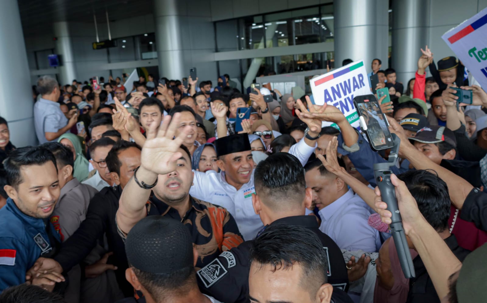Diunggulkan, Elektabilitas Anwar Hafid Tertinggi di Pilgub Sulteng
