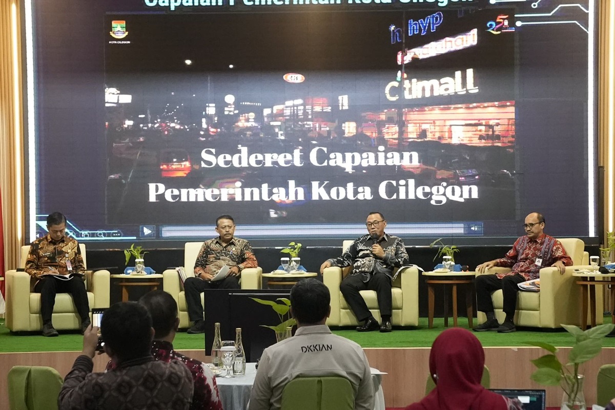 Wali Kota Cilegon, Helldy Agustian, menjadi narasumber dalam Forum Sharing Strategi Percepatan Penanganan Stunting di Kantor LAN.
