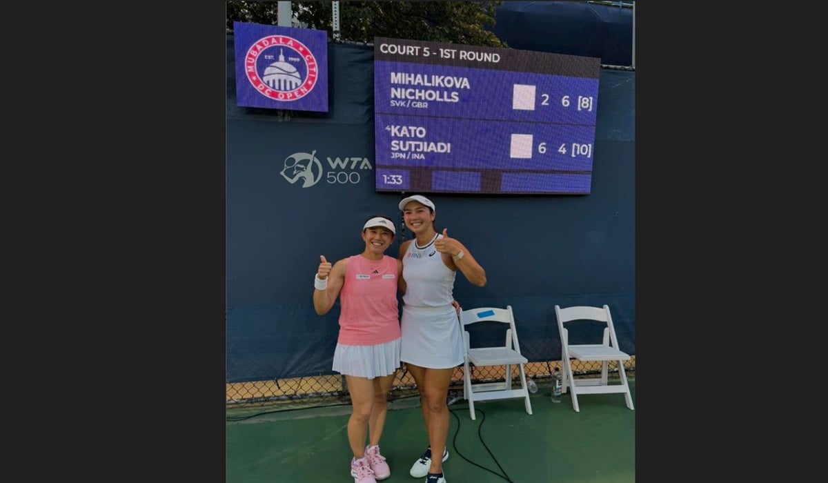 Ganda putri Aldila Sutjiadi (kanan) dan Miyu Kato 