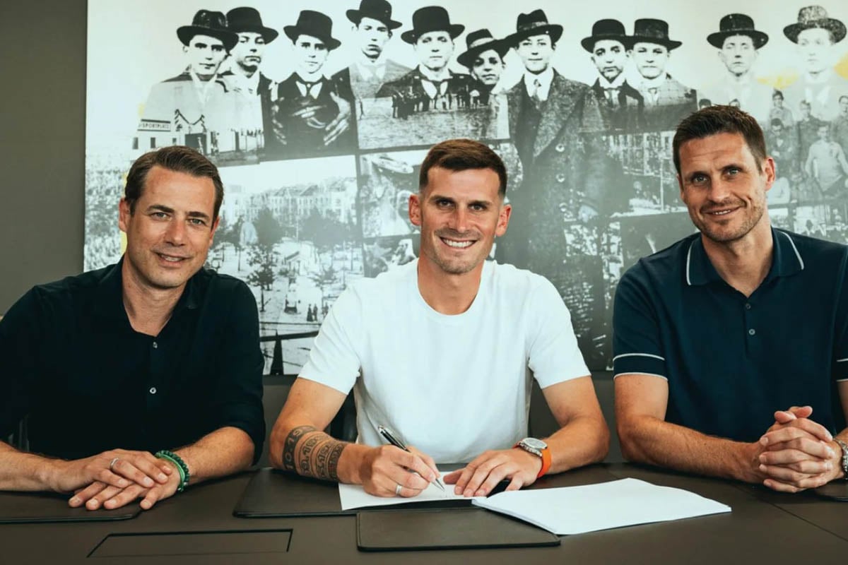 Pascal Gross (tengah).