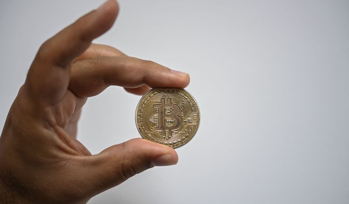 Harga Bitcoin Turun Signifikan, Saatnya Investasi