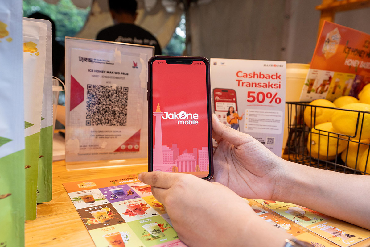 Layanan digital Bank DKI, JakOne.
