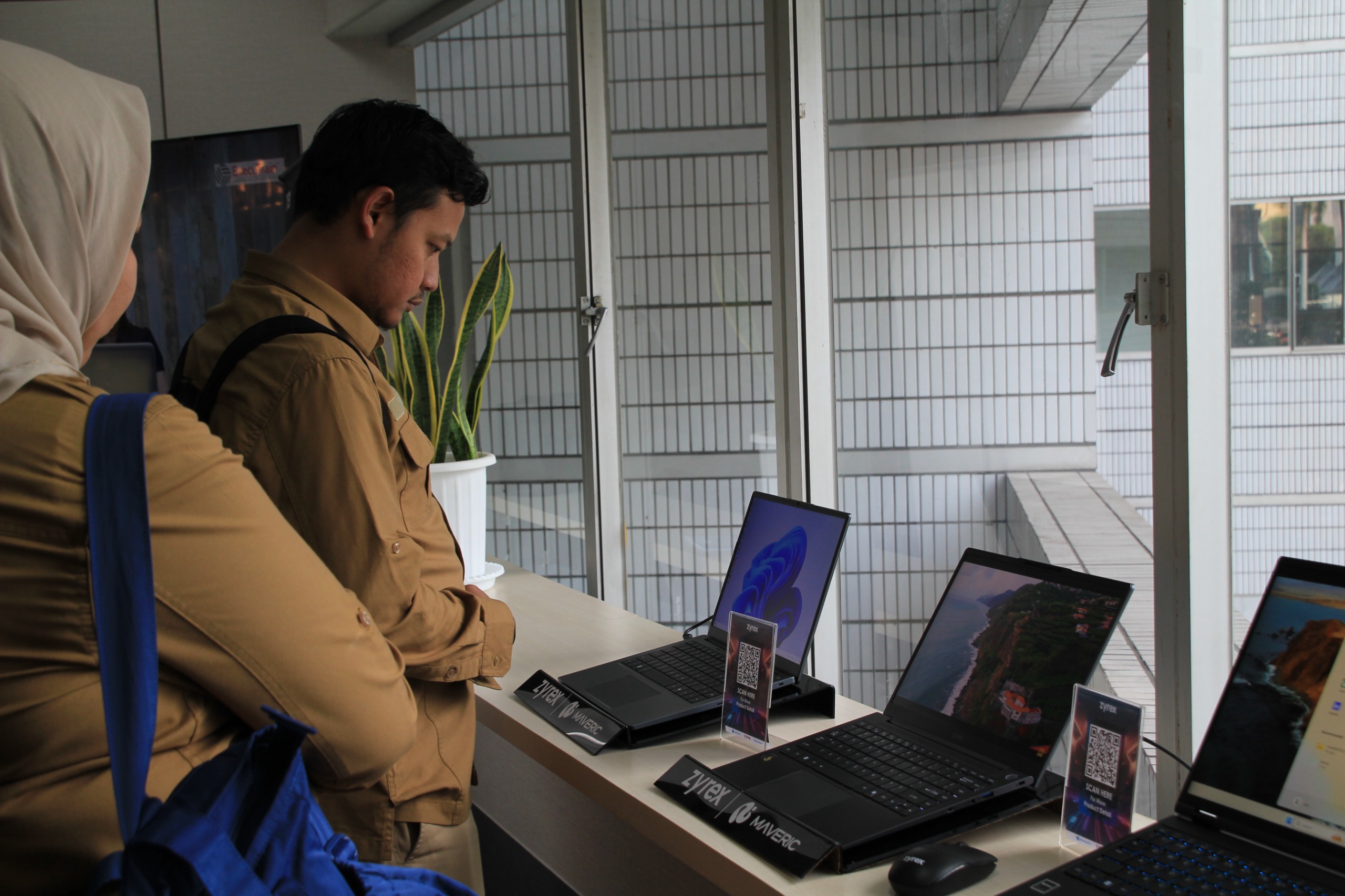 Periusahaan Teknologi Gelar Workshop dan Laptop AI Maveric Quantum