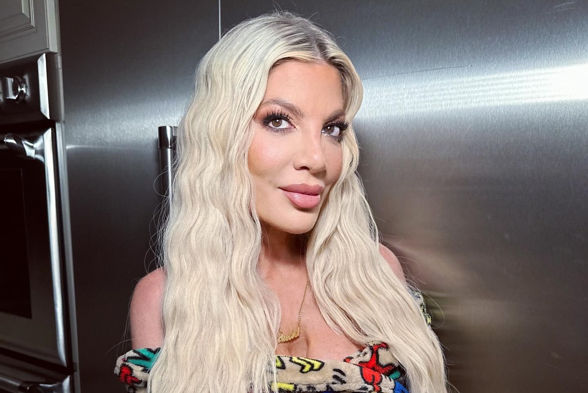 Tori Spelling mengungkapkan komitmennya untuk membayar biaya kuliah anak-anaknya, termasuk bercanda tentang kemungkinan menggunakan OnlyFans
