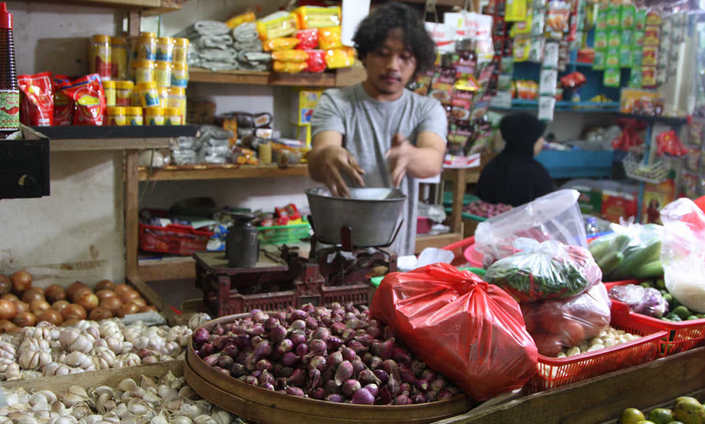 Polri Pastikan Stok Bahan Pokok Aman