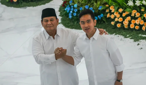 Prabowo Sampaikan Manfaat Efisiensi Anggraran Kepada Pimpinan Kim Plus