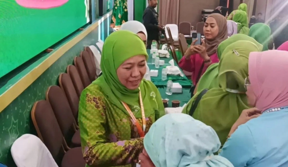 Khofifah kembali memimpin periode Muslimat Nu 2025 - 2030