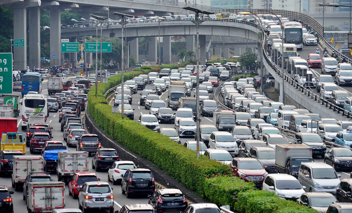 Maket Urai, Kapolda Metro Minta Masyarakat Patuhi Aturan Lalu Lintas