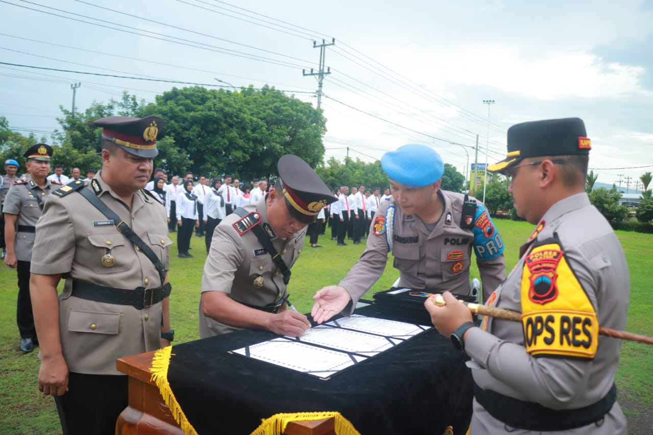 Sejumlah pejabat utama kantor polisi Klaten dipindahkan