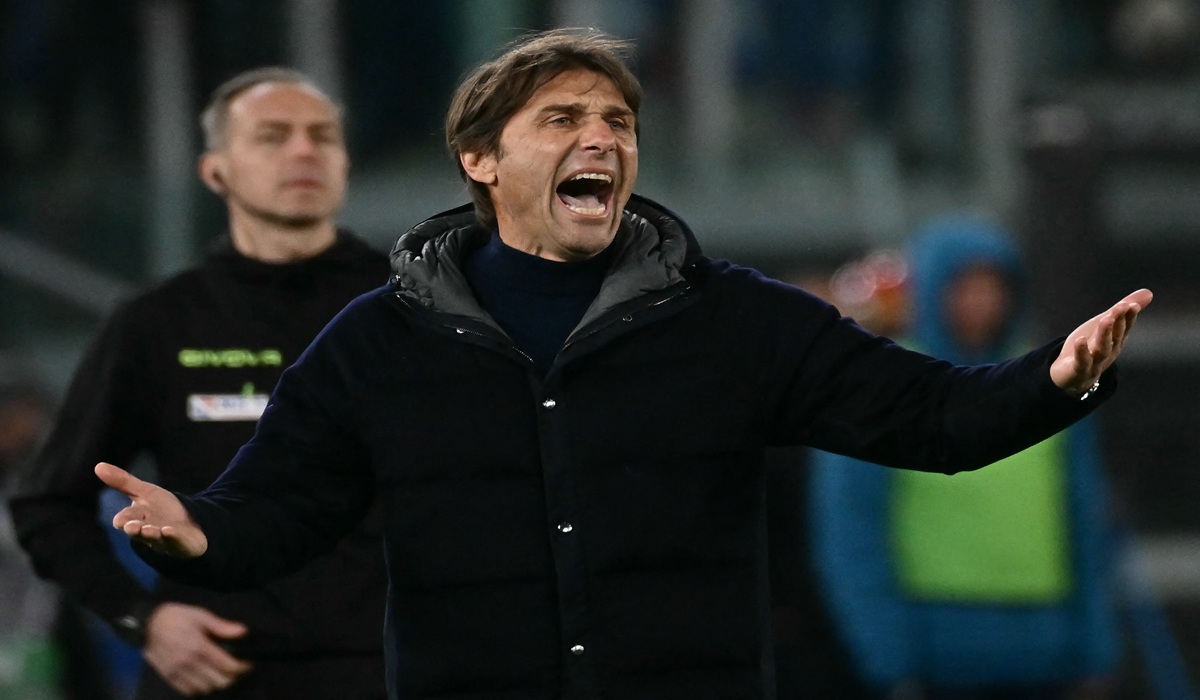 Antonio Conte Puji Penampilan Napoli Kontra Lazio