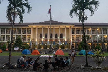 Kemdiktisaintek: Efisiensi Tidak Boleh Membani Mahasiswa Termasuk Penaankan UKT