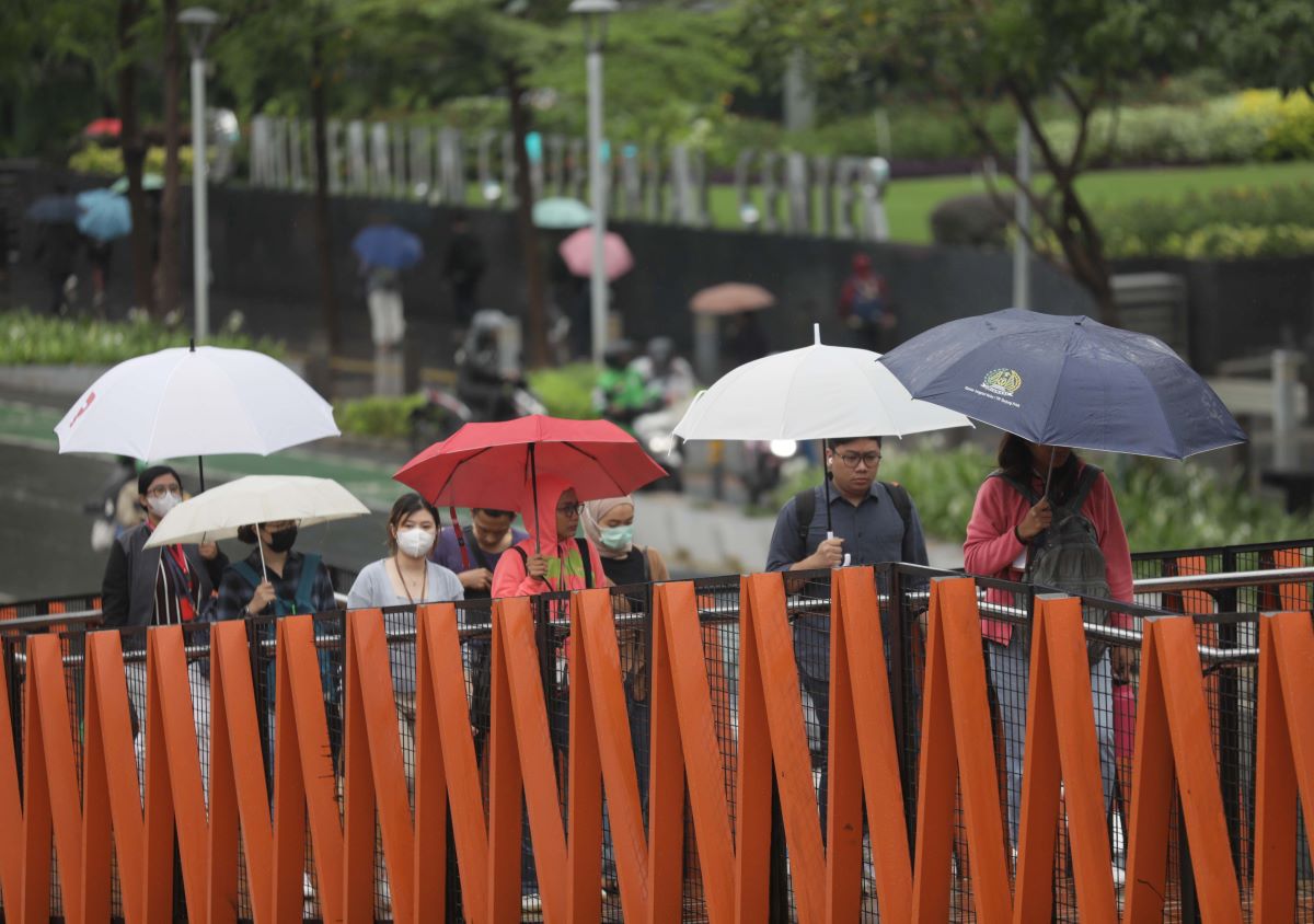 Prakiraan Cuaca Jakarta Hari Ini, 17 Februari 2025: Hujan hingga Rabu