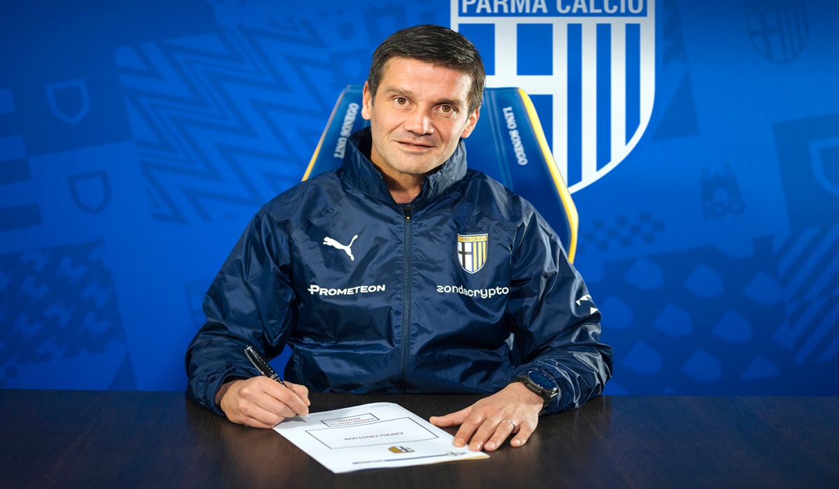 Parma Tunjuk Cristian Chivu Sebagai Pelatih Usai Memecat Fabio Pecchia