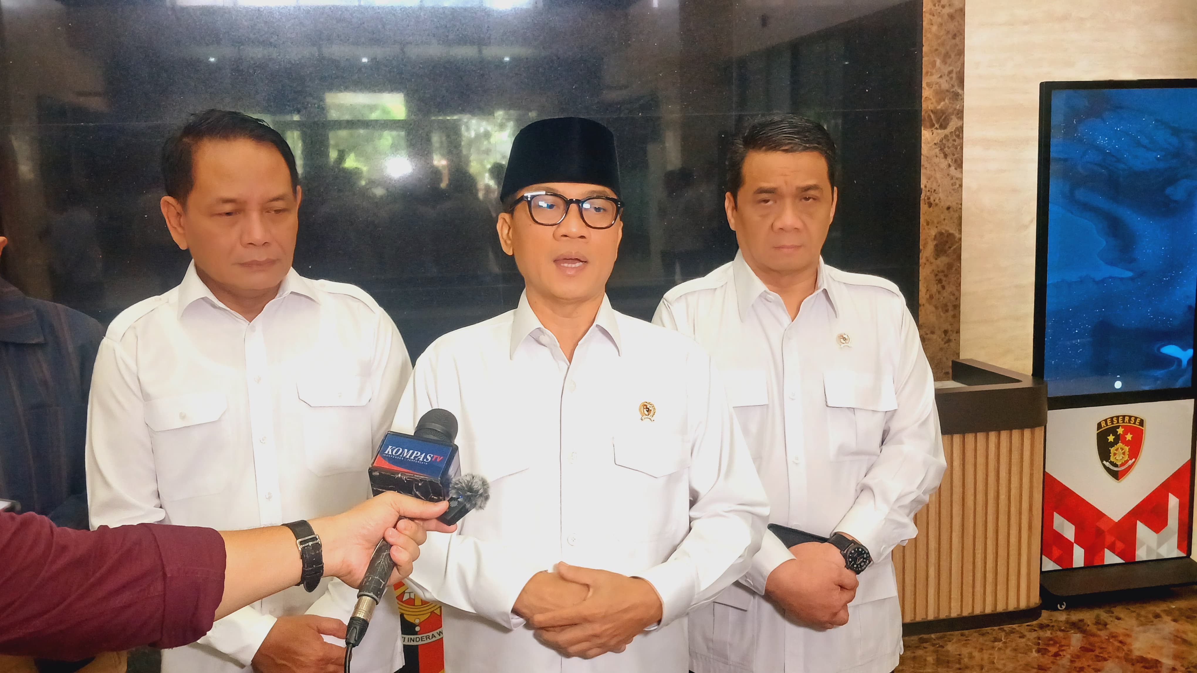 Mendes Yandri Temui Kabareskrim Polri Terkait Kades Gunakan Dana Desa UNTUK Judi Online