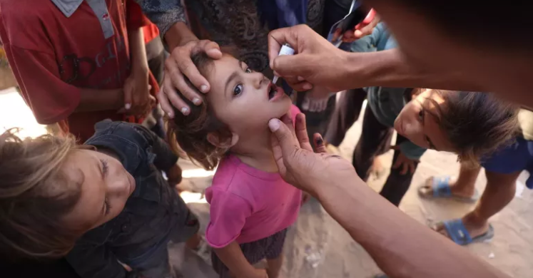 UNICEF LANJUTKAN KAMPANYE MASSAL VAKSINASI POLIO DI GAZA