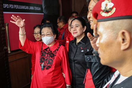 Setelah Hasto Ditahan, Elit Pdip Dedi Sitorus Dan Said Abdullah Datang Ke Kediaman Megawati