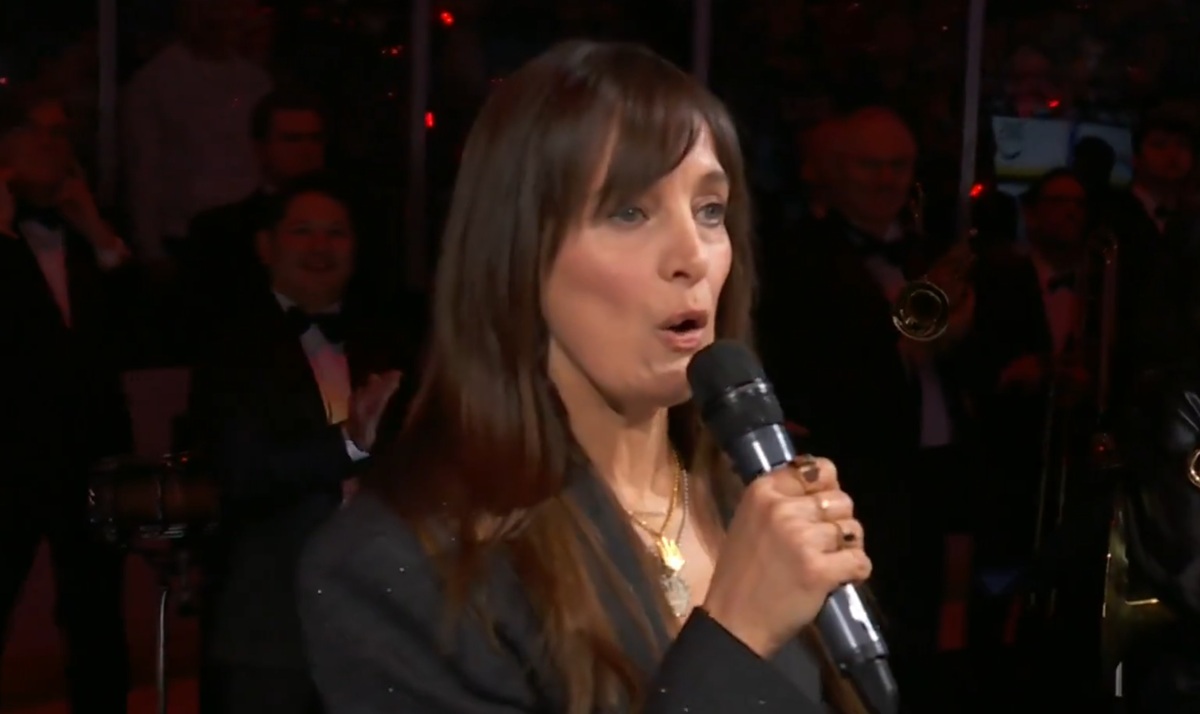 Chantal Kreviazuk Ubah Lirik 