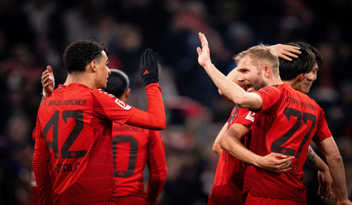 Bayern Muenchen vs Eintracht Frankfurt, Menang Telak, Die Roten Kokoh di Puncak Klasemen