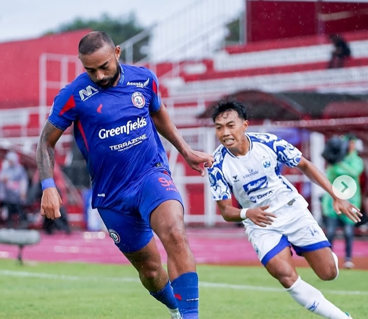 Hasil Liga 1: Arema FC Vs PSIS Berakhir Imbang 2-2