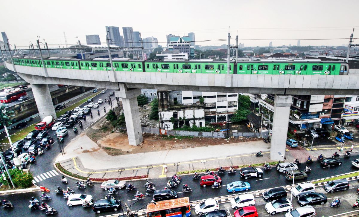 Rano Karno Punya Ide Bangun Area Parkir 7 Tingkat di Lebak Bulus 