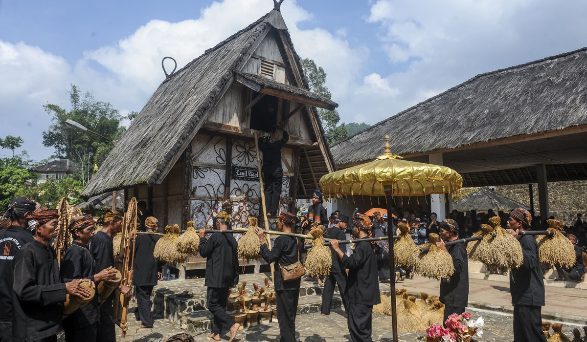 RUU Masyarakat Adat Harapan Baru bagi Kedaulatan Pangan Berbasis Kearifan Lokal