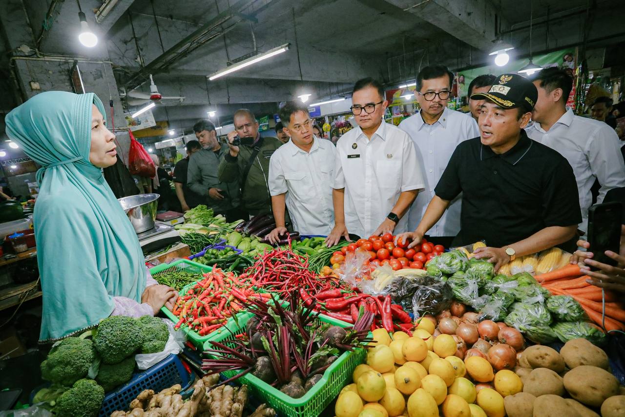 PEMKOT BANDUNG Komitmen JAGA HARGA TETAP Stabil