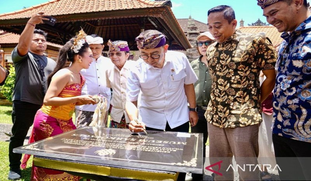 Fadli Zon Resmikan Museum Sarkofagus di Bali