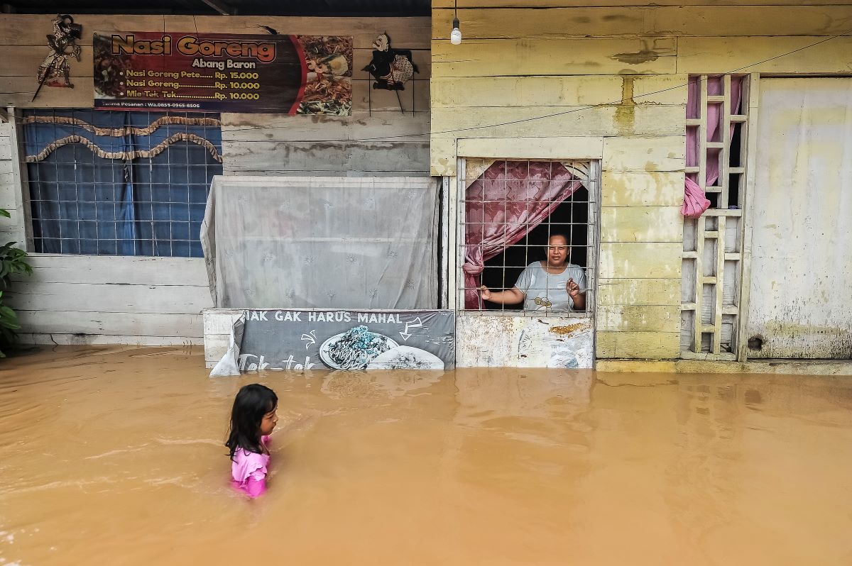 Banjir di Sarolangun Jambi Mulai Surut, RIbuan Pengungsi Kembali ke Rumah