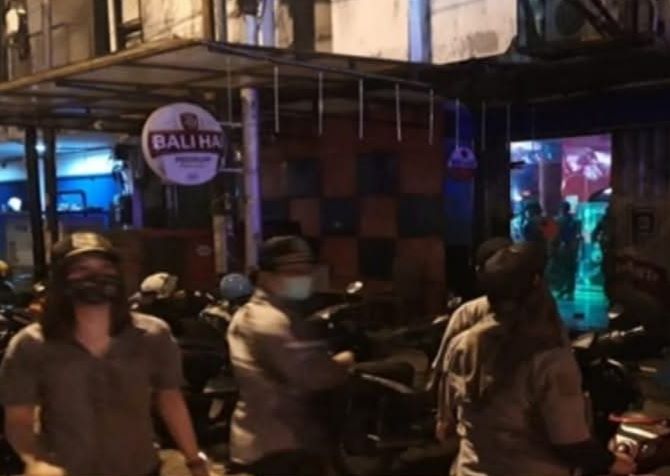 Meresahkan Warga, Tempat Hiburan Malam Kota Semarang Disegel Polisi