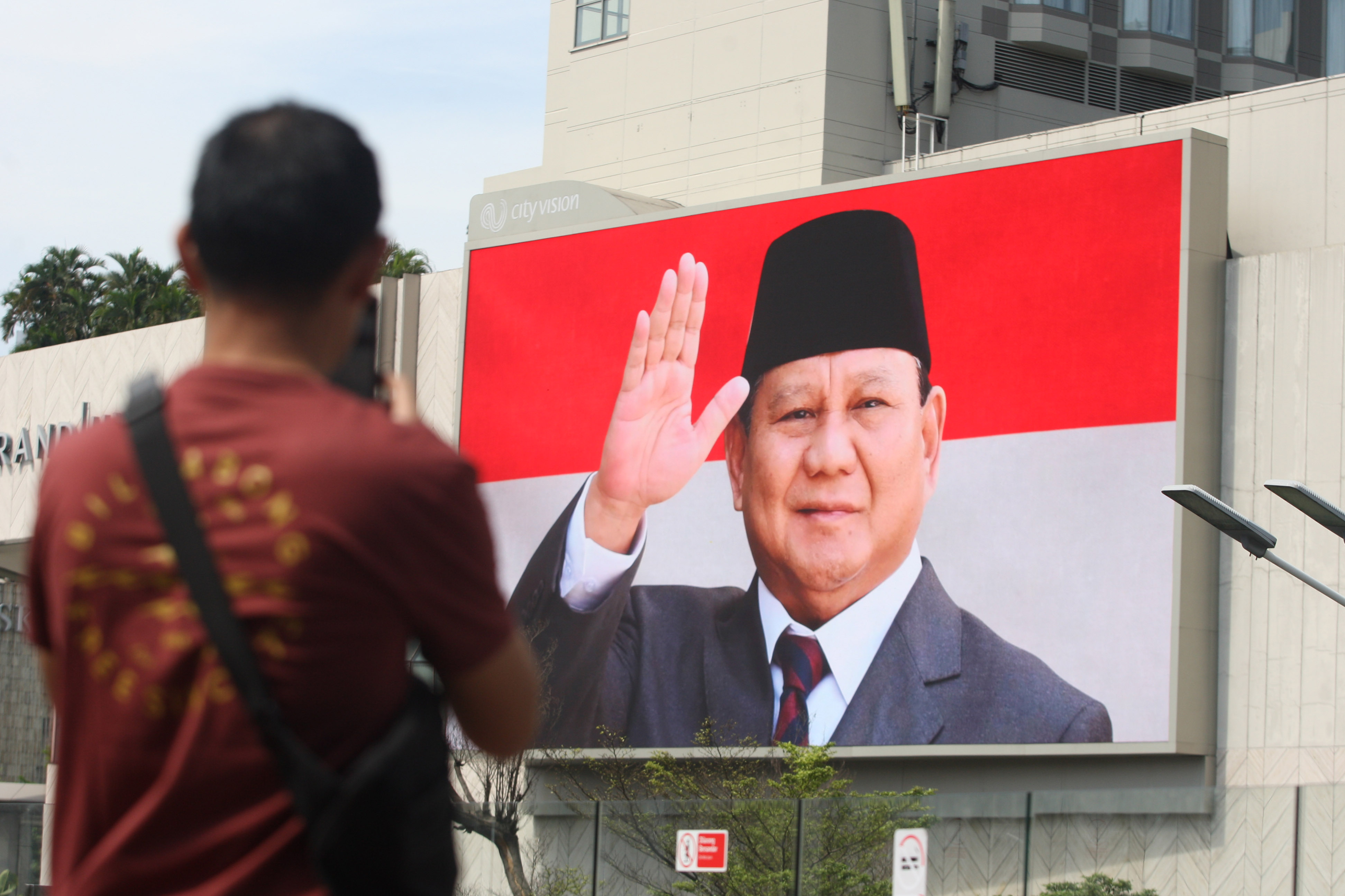 Pesan Ramadan Prabowo Mari Jalankan Ibadah dengan Tenang dan Khusuk