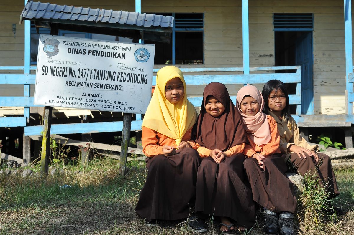 Teknologi Tingkatkan Akses Pembelajaran Bagi Siswa di Daerah Terpencil