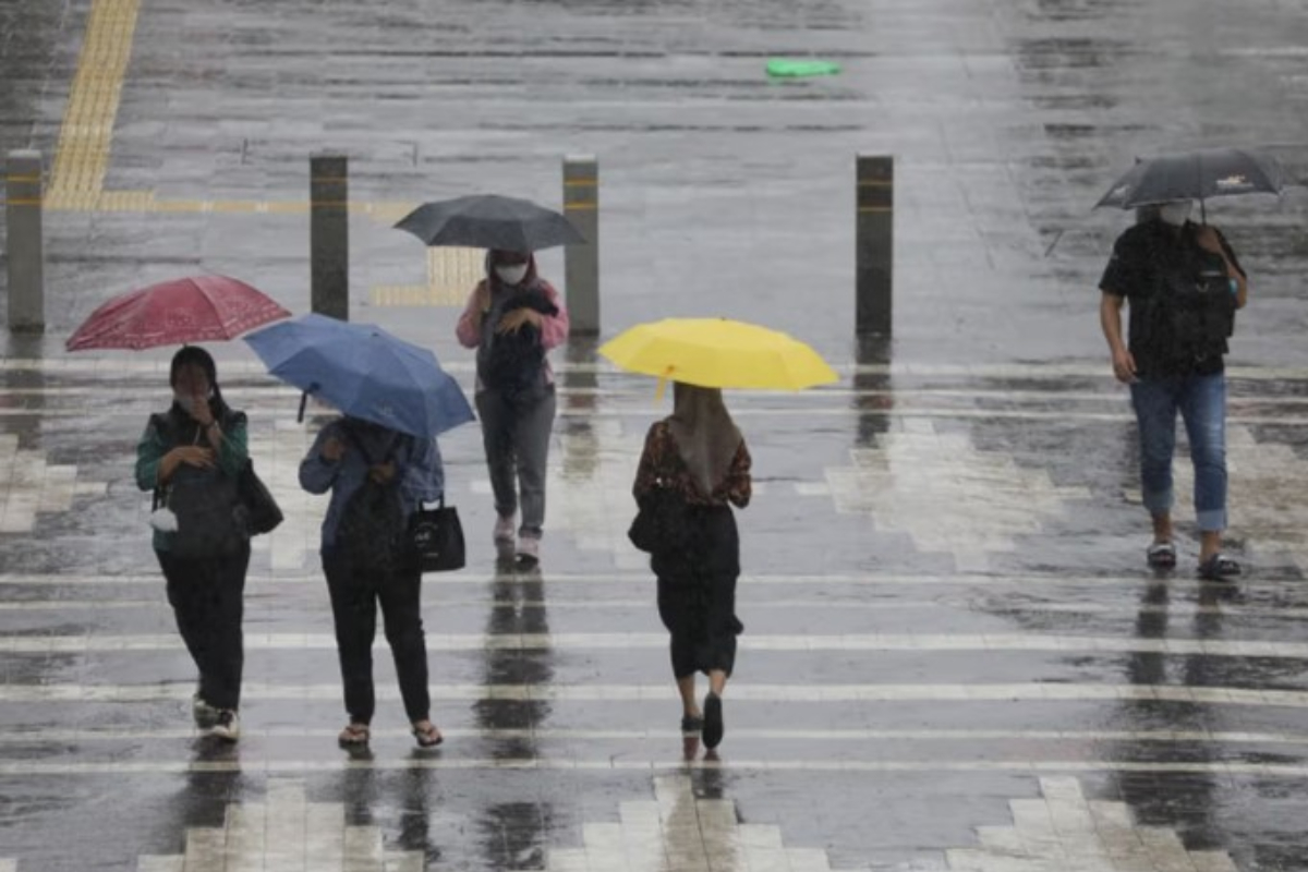 Prakiraan Cuaca Jawa Barat Selasa, 4 Maret 2025: Bogor dan Depok Waspada Rainy Rainy