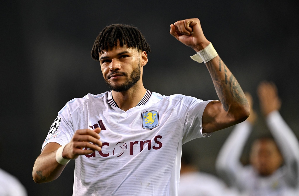 Tyrone Mings Tebus Kesalahan, Aston Villa Selangkah Lagi ke Perempat Final Liga Champions