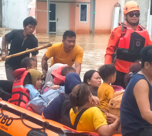 Bupati Bekasi Instruksikan BPBD dan Dinsos Turun ke Lokasi Banjir