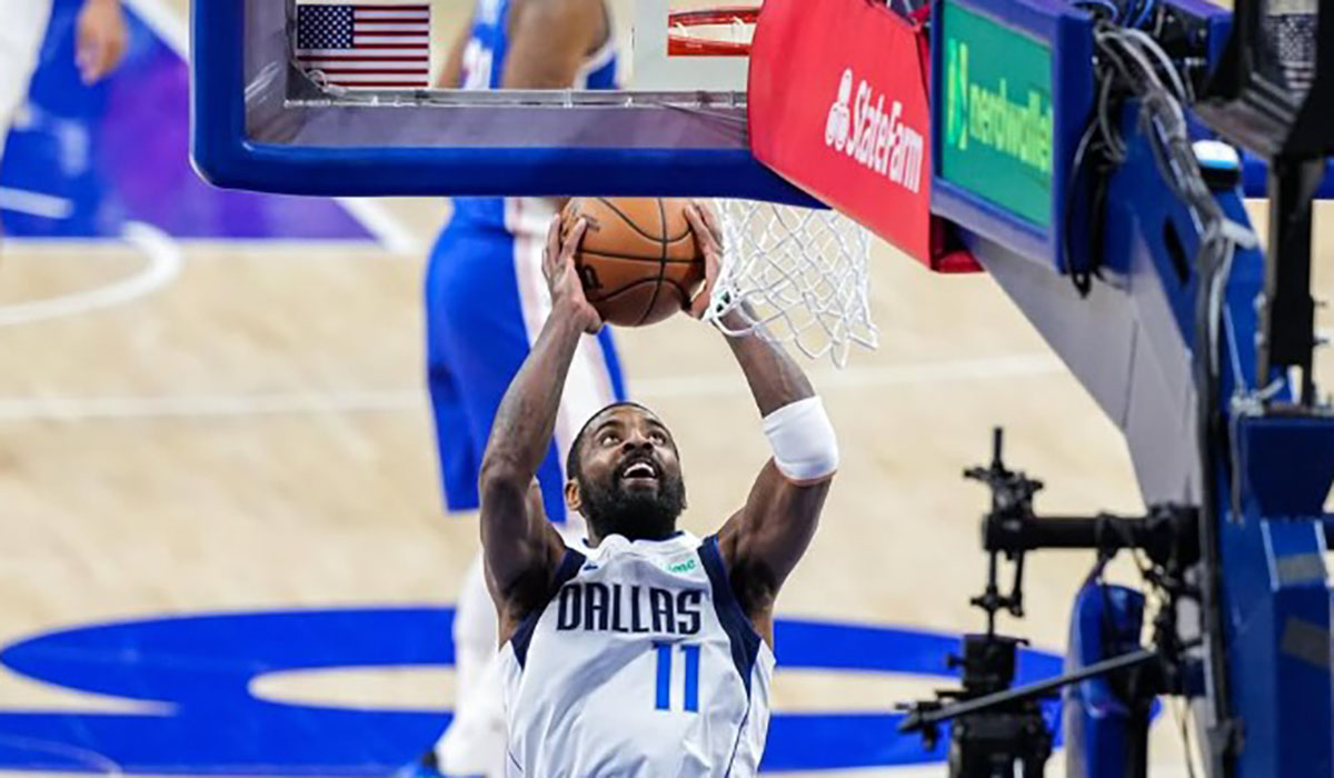 Cedera Kyrie Irving menjadi pukulan besar bagi Dallas Mavericks