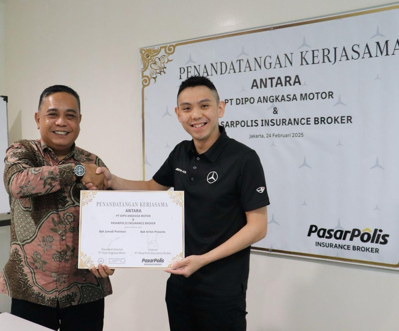 Tingkatkan Penetrasi Asuransi, PasarPolis Insurance Broker Gandeng Mercedes-Benz