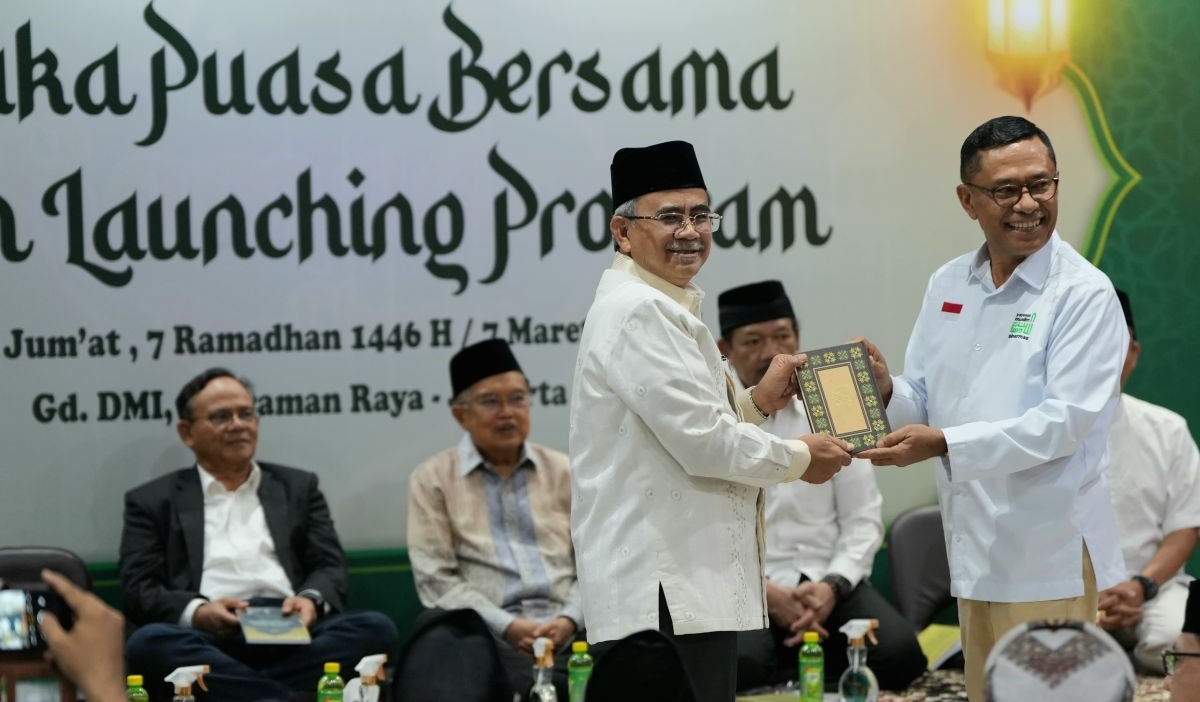  Sinar Mas dan APP Group Wakafkan Al-Qur'an