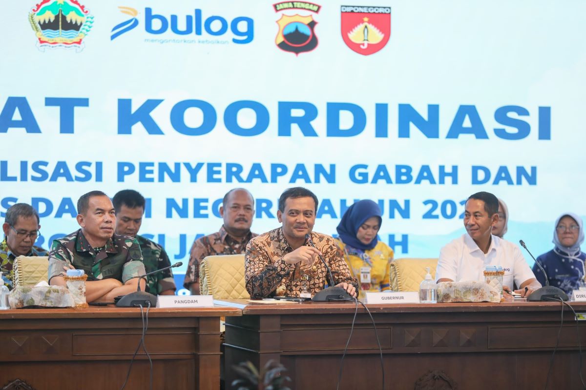 Pemerintah Provinsi Java Tengah sepenuhnya mendukung penyerapan biji -bijian dan beras dari petani dengan bulog