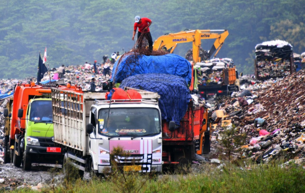 TPA Sarimukti Longsor, Diklaim tak Ganggu Layanan Angkutan Sampah