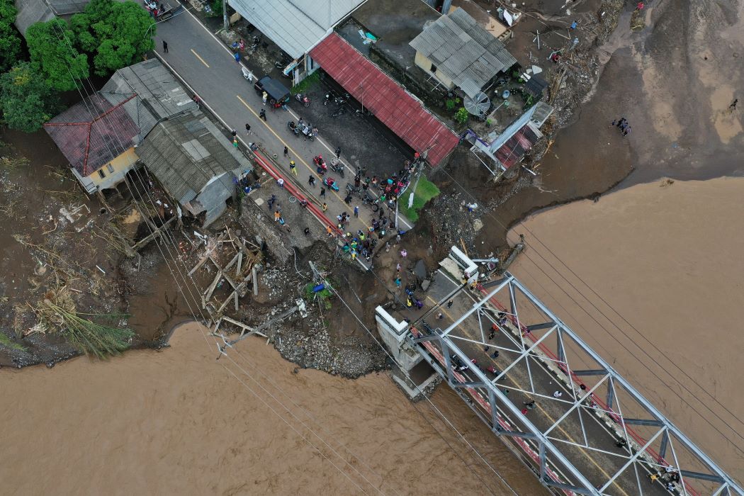 355 Rumah Rusak Akibat Banjir dan Longsor di Sukabumi