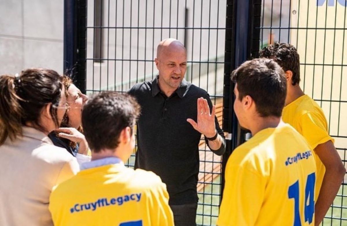 Jelang Laga Timnas Indonesia, Apa Sebenarnya Peran Jordi Cruyff?