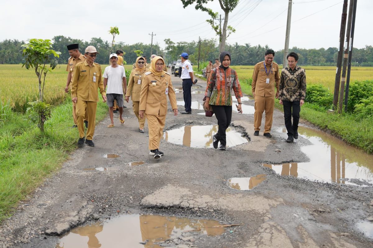 PEMKAB Kebumen Lakukan Penanganan Darurat untuk Jalur Mudik Yang Rusak Parah