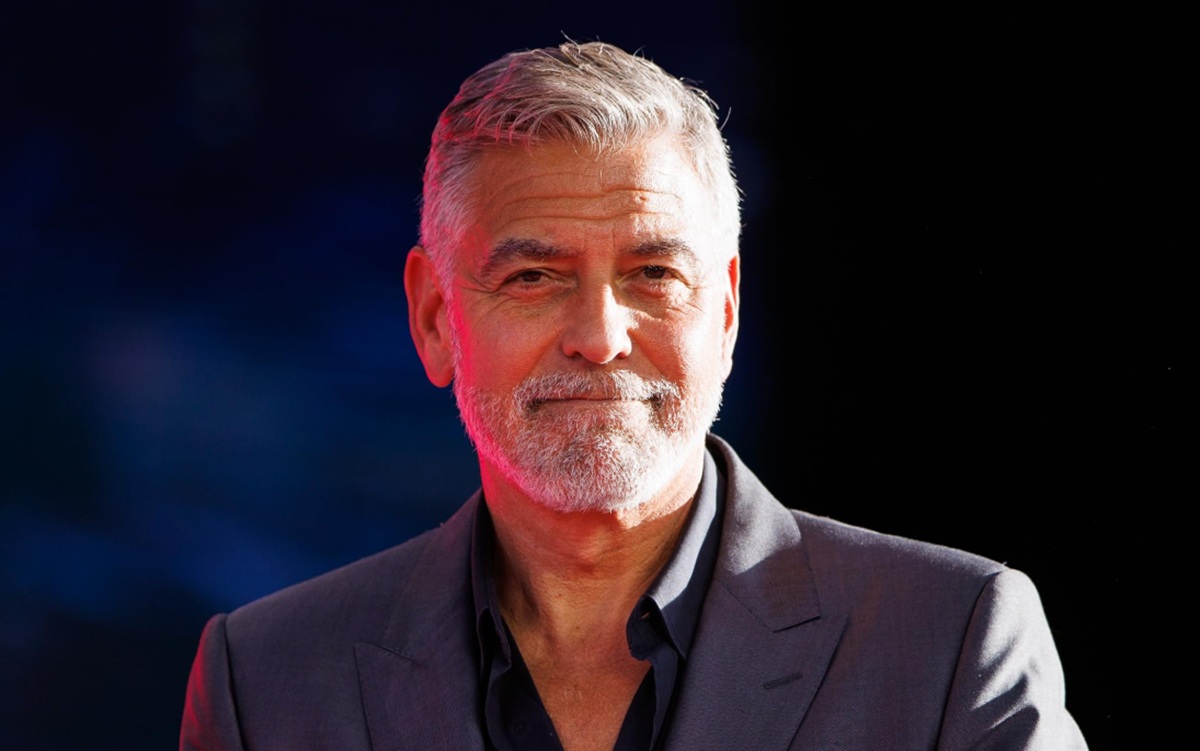 George Clooney Tampil dengan Gaya Baru! Ubah Rambut Perak Demi Debut Broadway