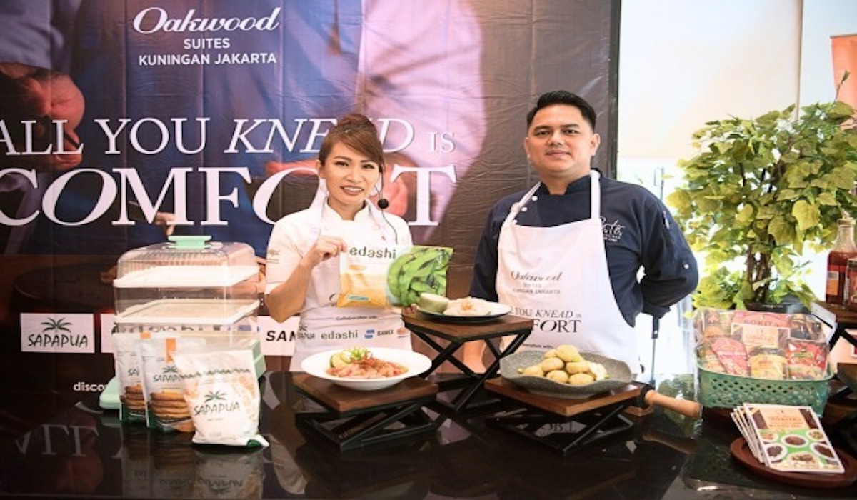 Oakwood Suites Kuningan memegang tantangan memasak melalui Eksplorasi Sagu & Edamame