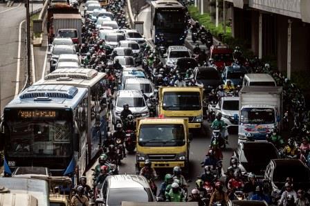 KLH Lakukan Pengujian Emisi Kendaraan untuk Menekan Polusi Udara di Jabodetabek