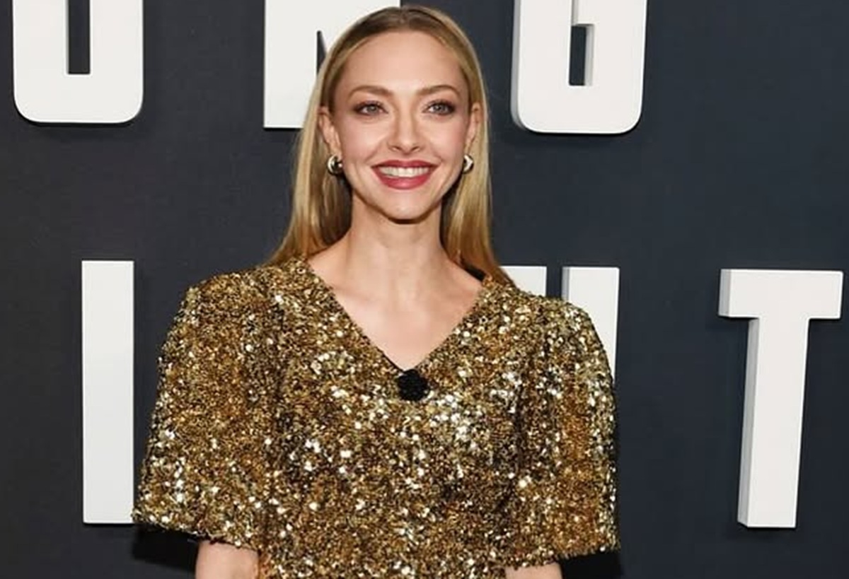 Amanda Seyfried Kenang Pesta Penutupan Mamma Mia yang Legendaris