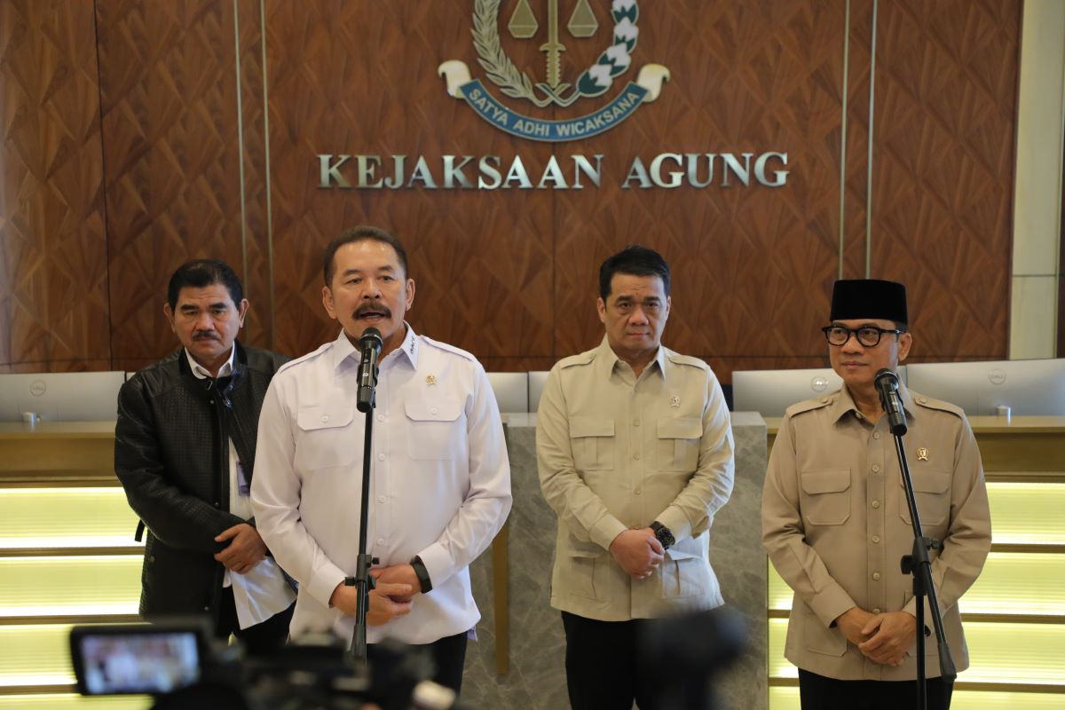 Mendes PDT dan Jaksa Agung Komit Jaga Program Koperasi Desa Merah Putih