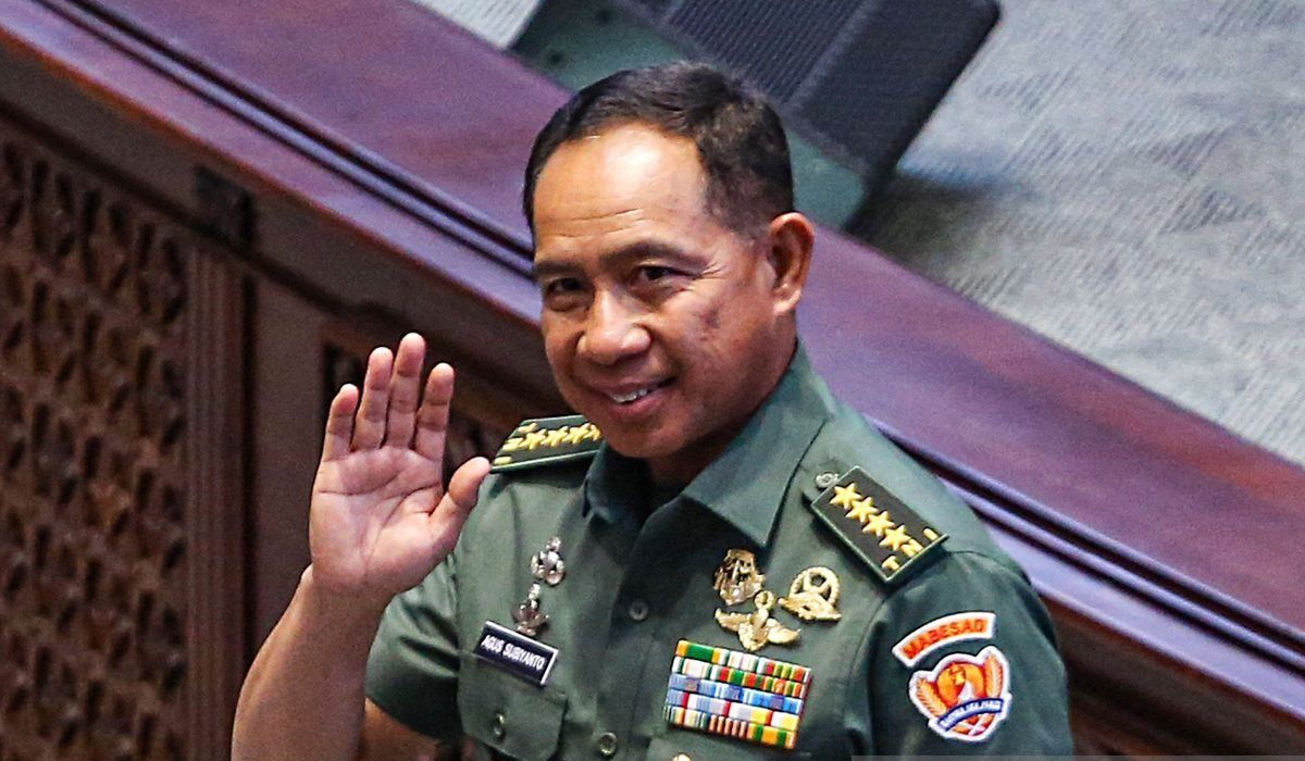 Komandan TNI memberi tahu regenerasi untuk kesiapan tempur dalam diskusi tentang revisi hukum TNI