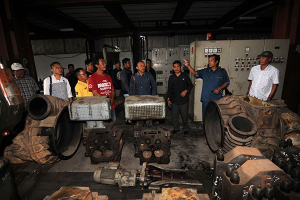 Cek Mesin Diesel PLTD Silae