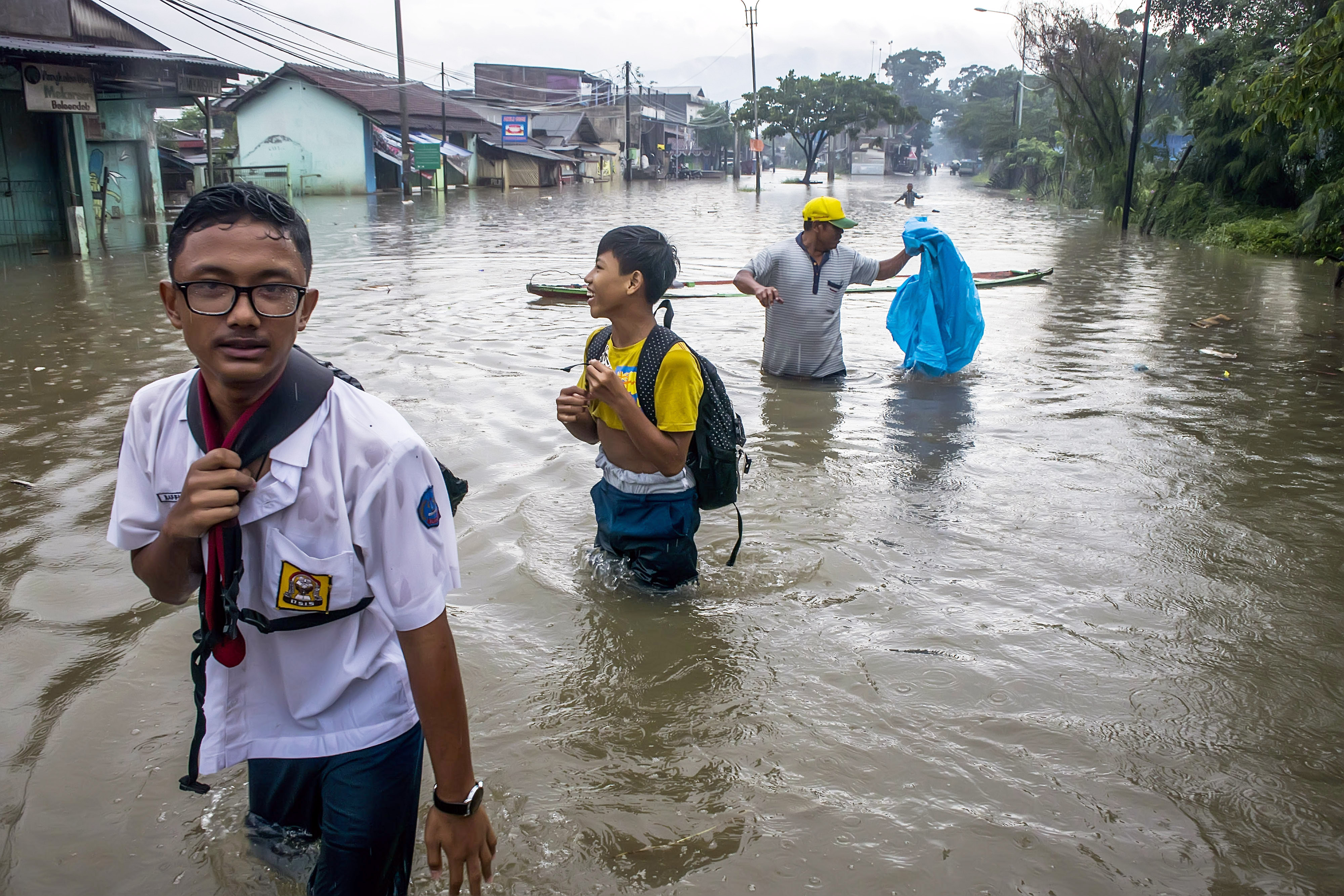 Sungai Citarum Meluap, Bandung Selatan Banjir